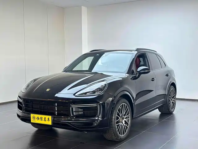 PORSCHE CAYENNE 2020