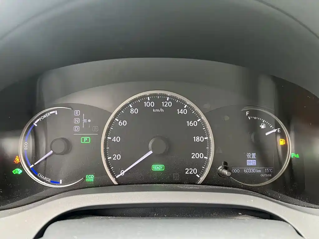Lexus CT — миниатюра 9