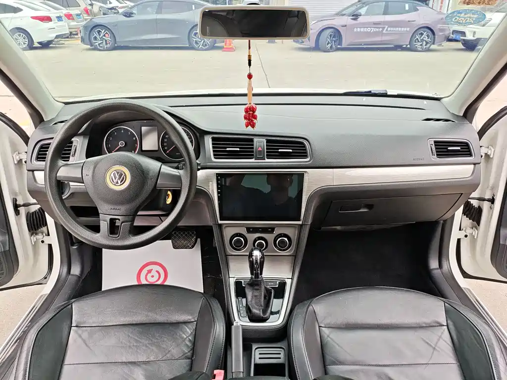Volkswagen Lavida — миниатюра 14