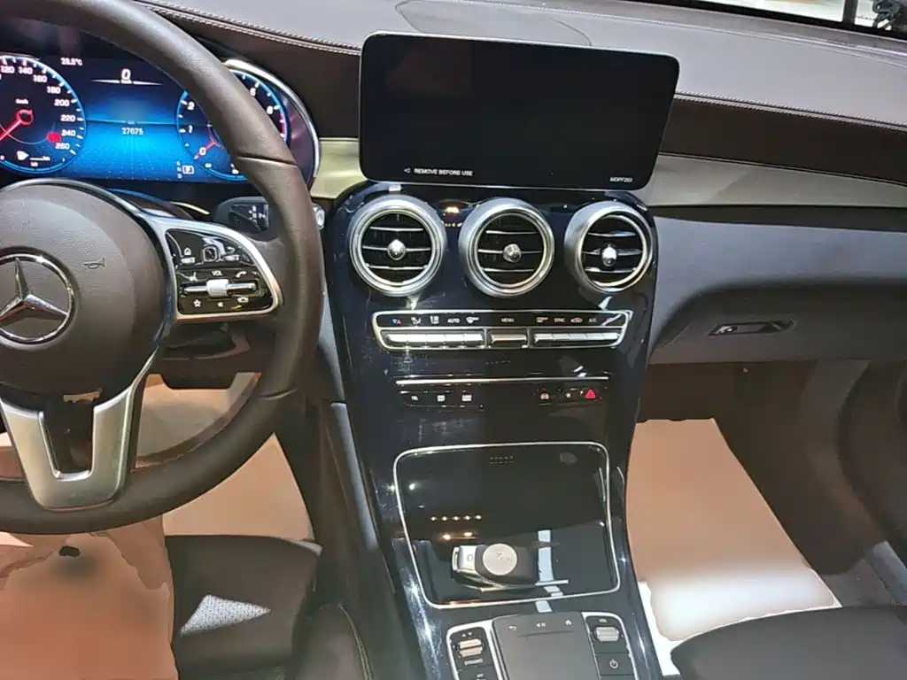 Mercedes-Benz GLC — миниатюра 10