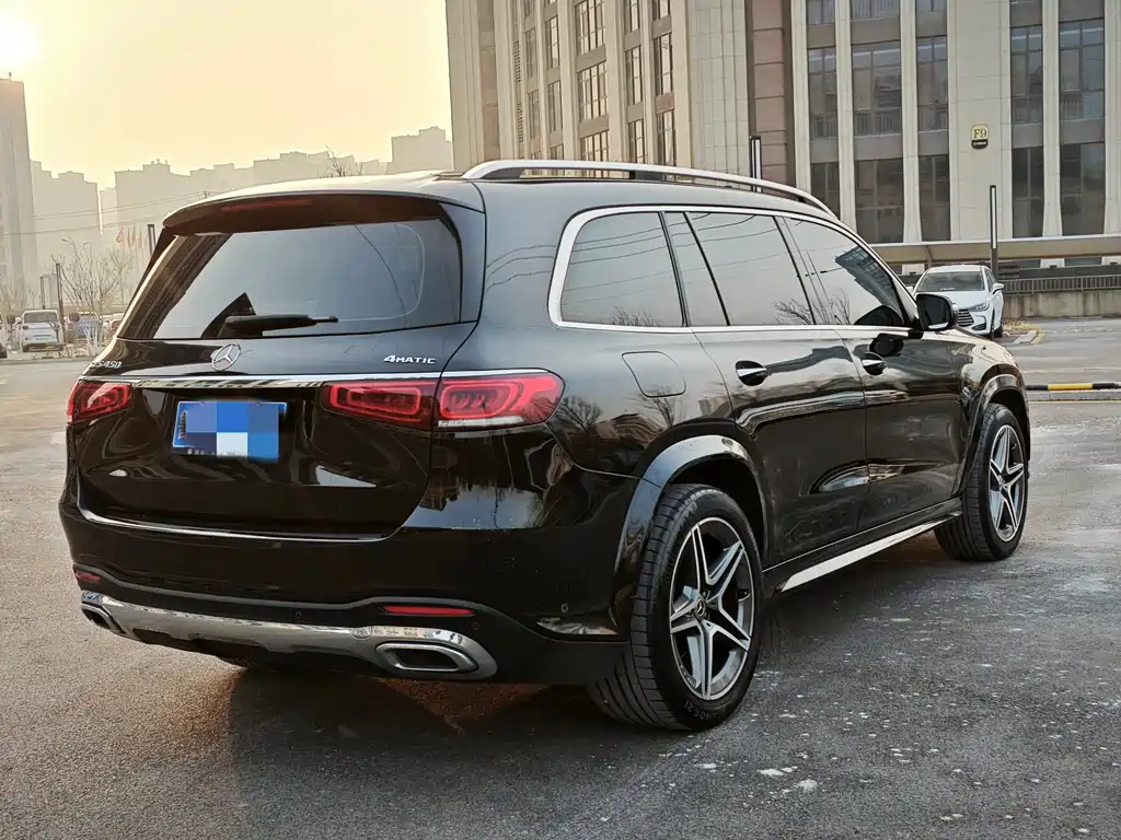 MERCEDES-BENZ GLS