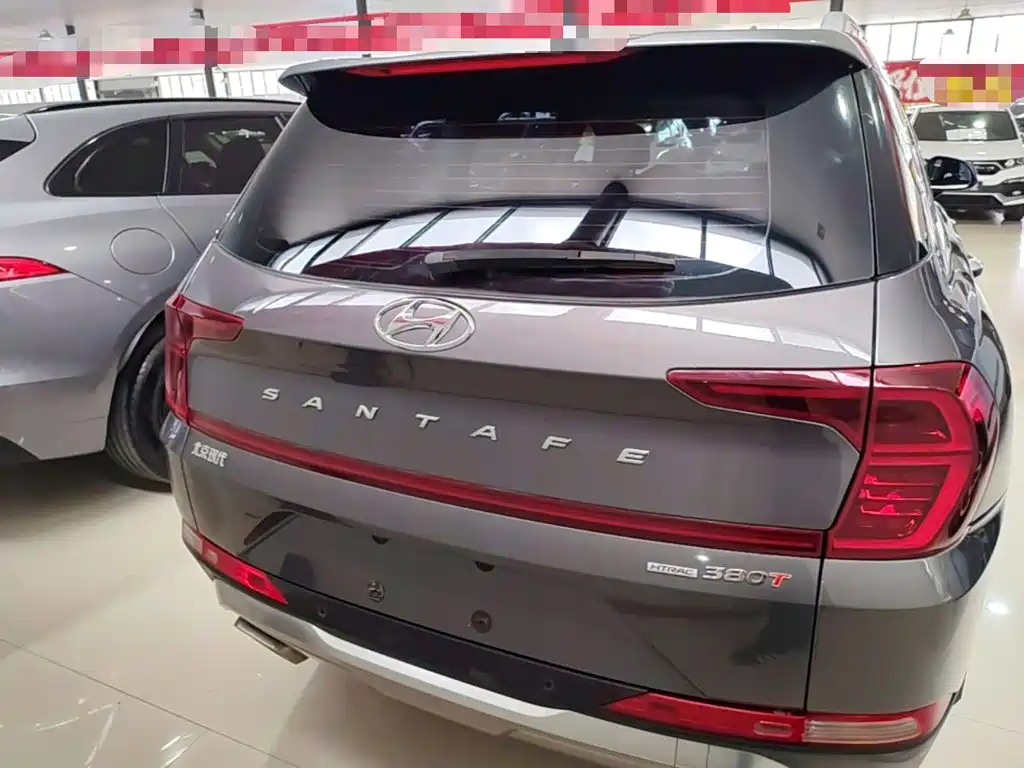Hyundai Santa Fe — миниатюра 6