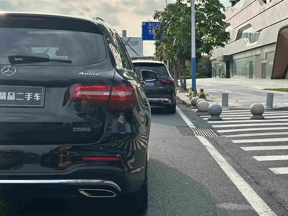 Mercedes-Benz GLC — миниатюра 11