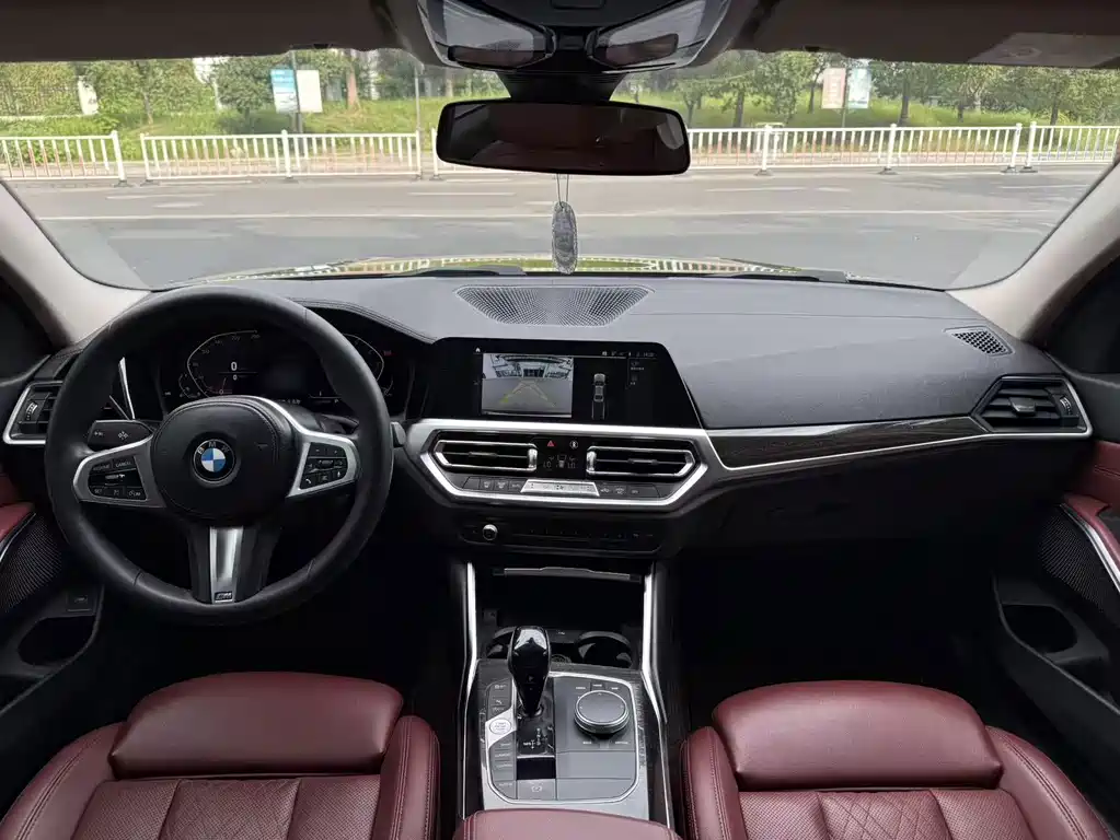 BMW 3 Series — миниатюра 9