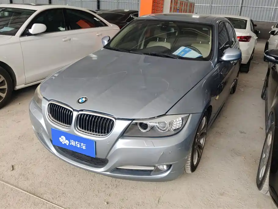 BMW 3 Series (Import) 2011
