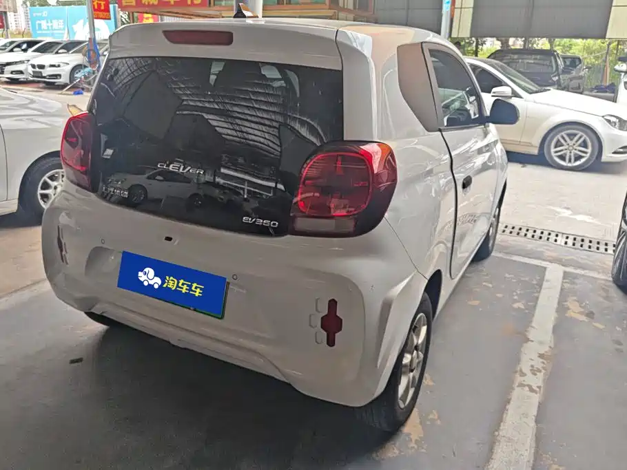 Roewe Clever — миниатюра 3