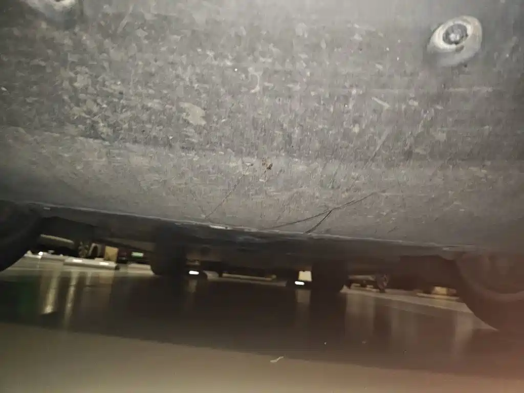 Tesla Model Y — миниатюра 22