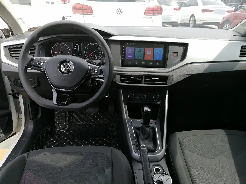 Volkswagen Polo 2019 Plus 1.5L AT
