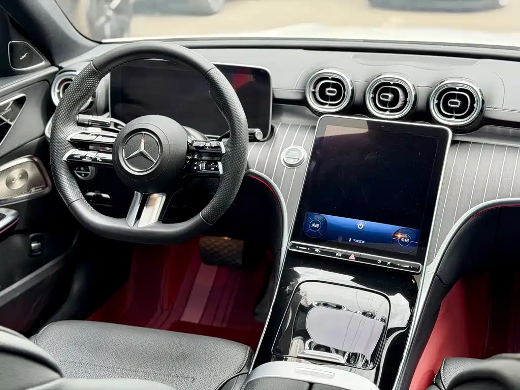 Mercedes-Benz C-Class — миниатюра 19