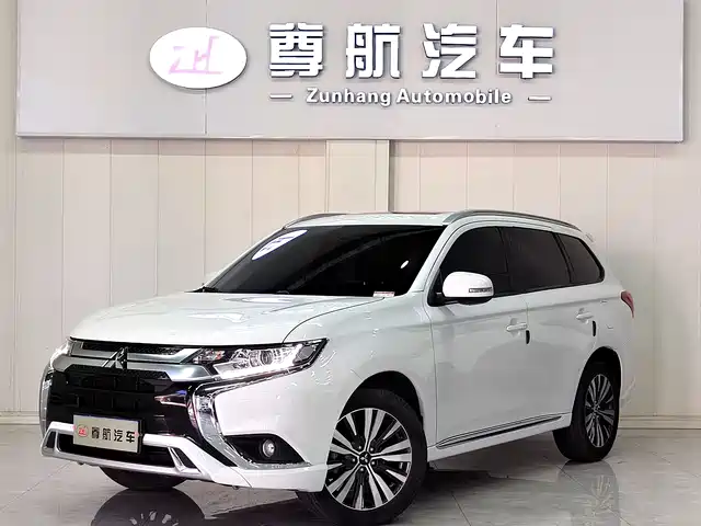 mitsubishi outlander