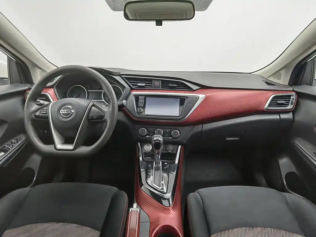 Nissan Bluebird — миниатюра 5