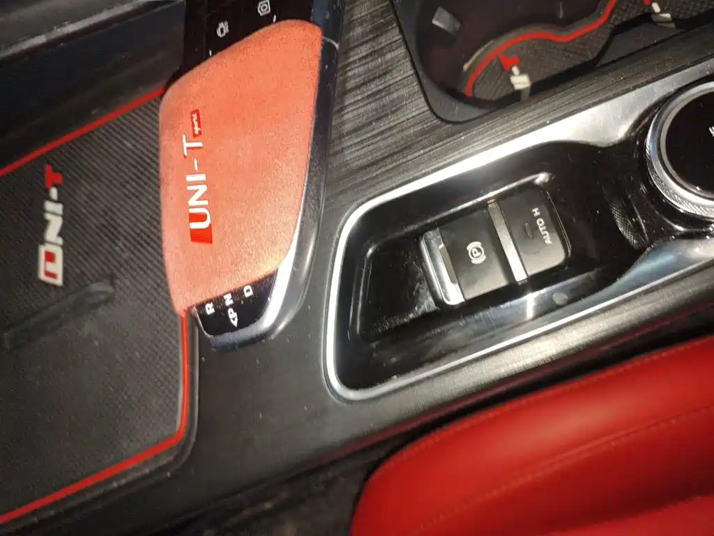 Changan UNI-T — миниатюра 15