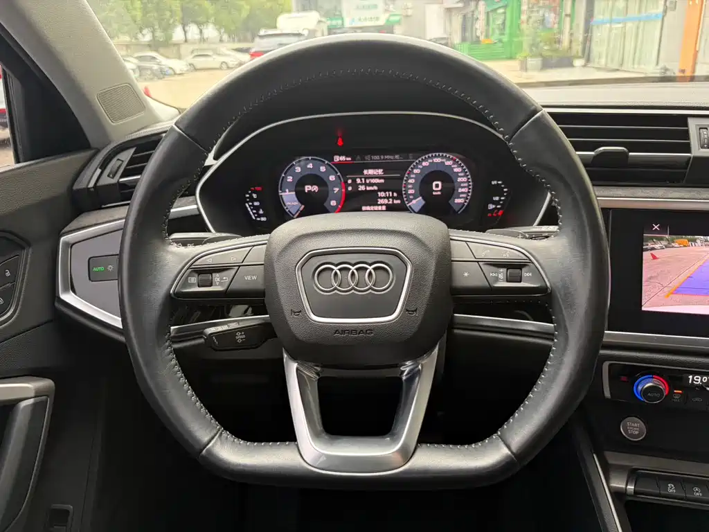 Audi Q3 — миниатюра 14