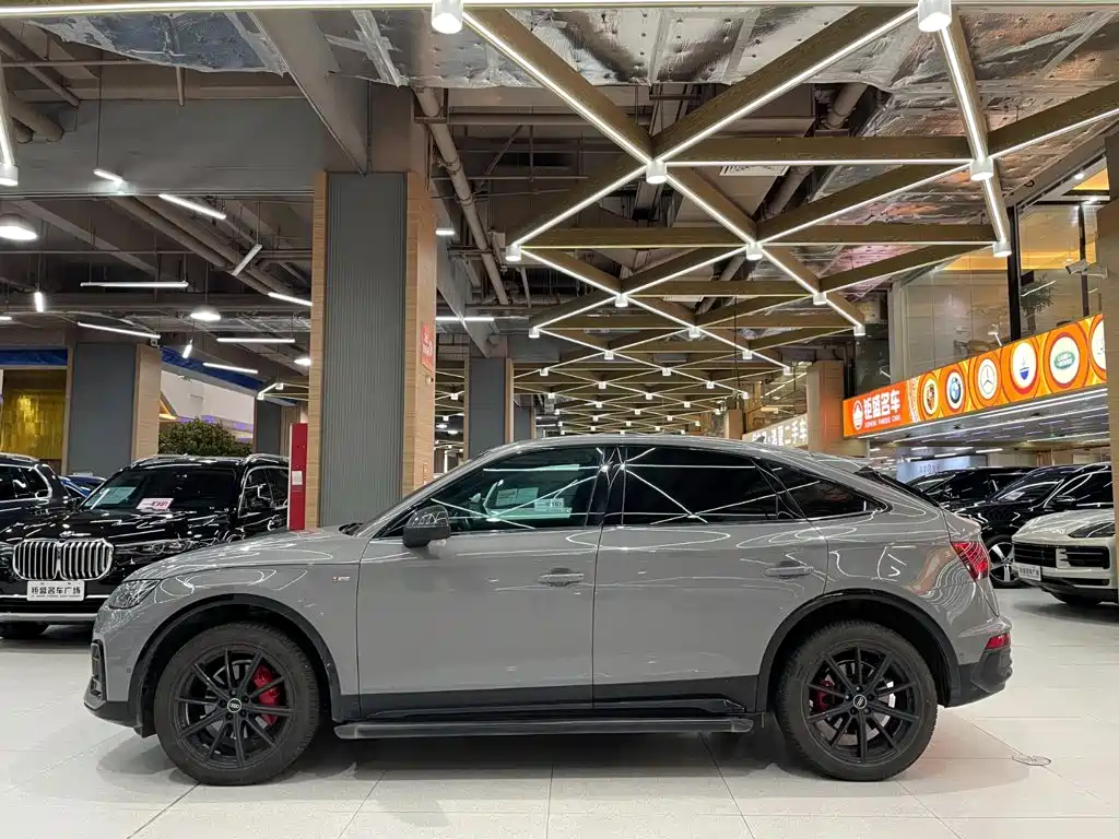 Audi Q5L Sportback — миниатюра 13