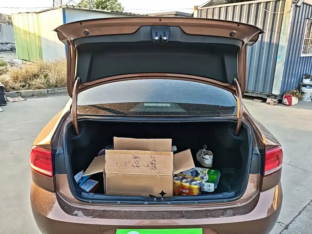 Volkswagen Lamando — миниатюра 19