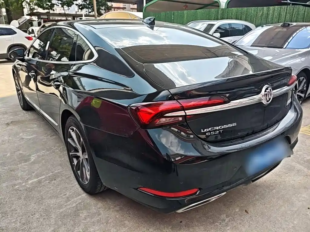 Buick LaCrosse — миниатюра 5