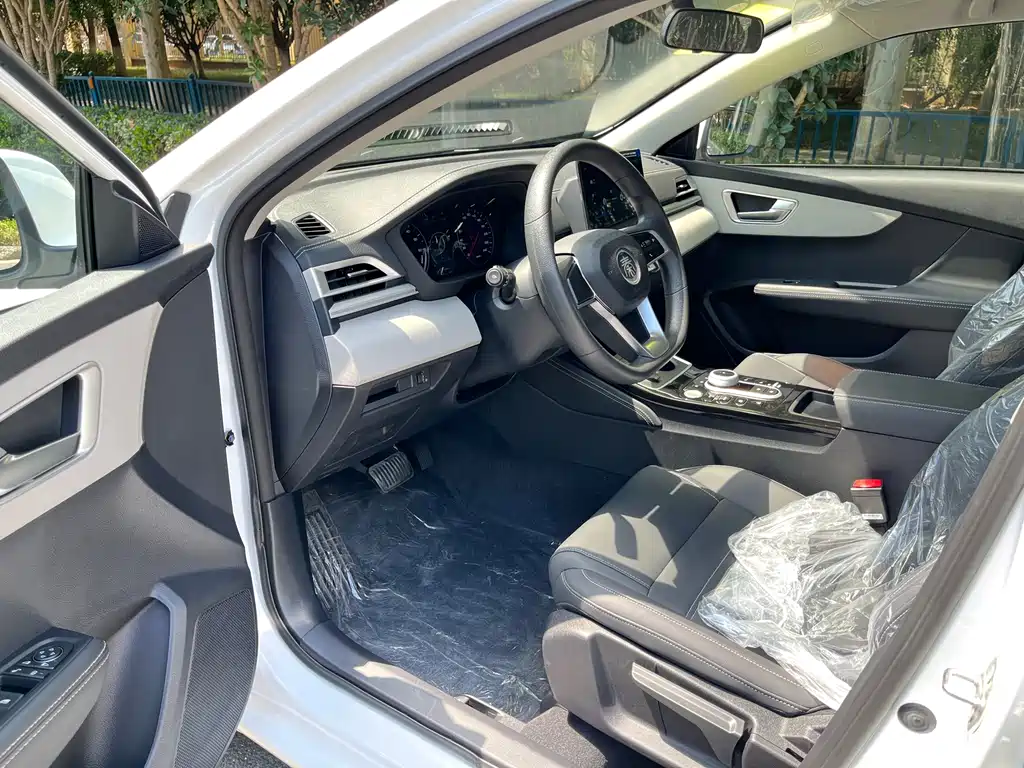 BYD Qin NEV — миниатюра 6