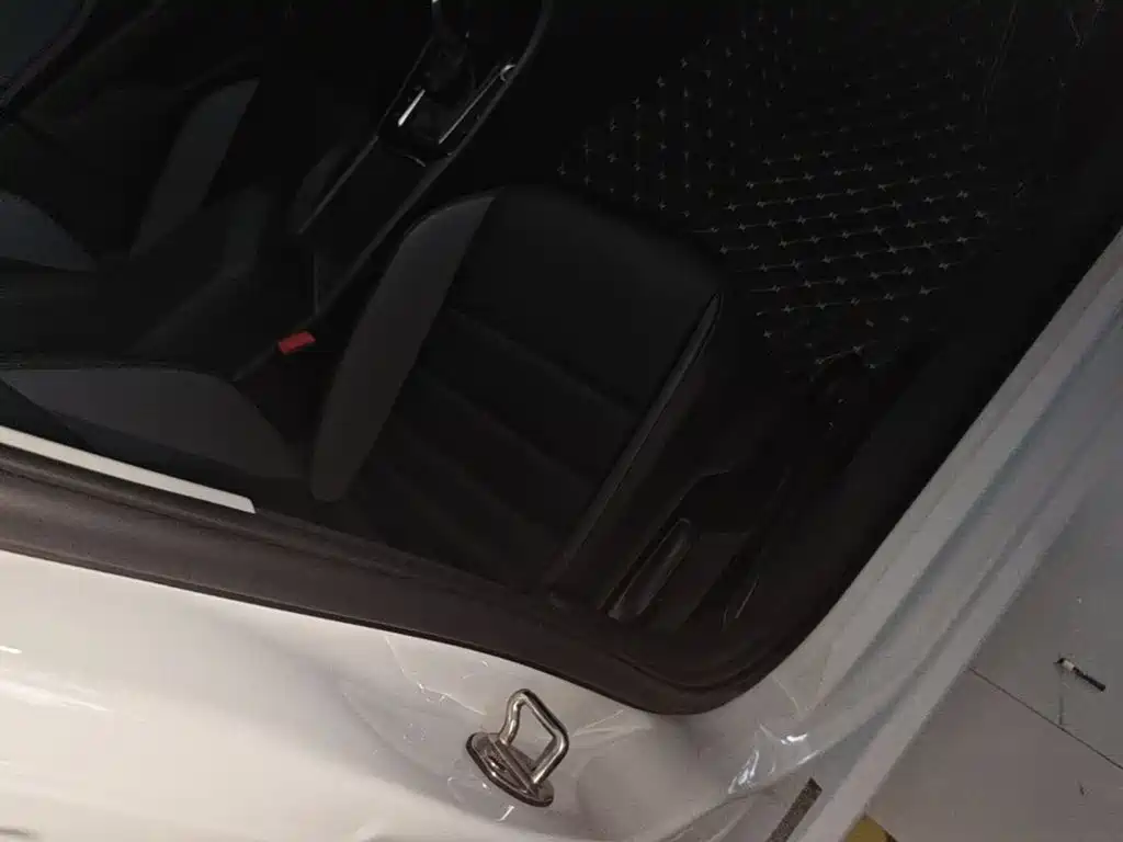 Volkswagen Sagitar — миниатюра 25