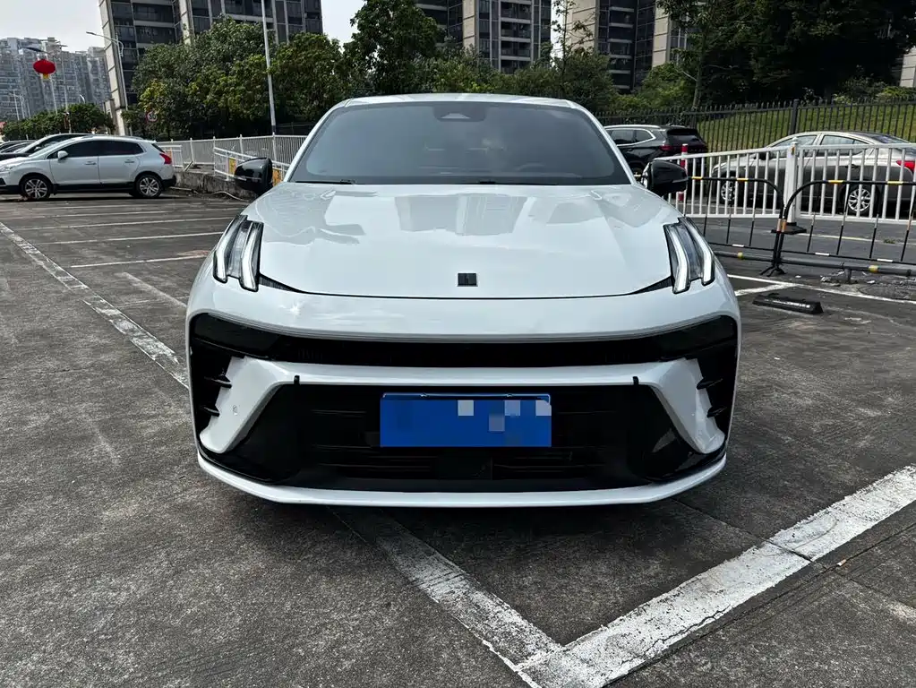 Lynk & Co 03 — миниатюра 3