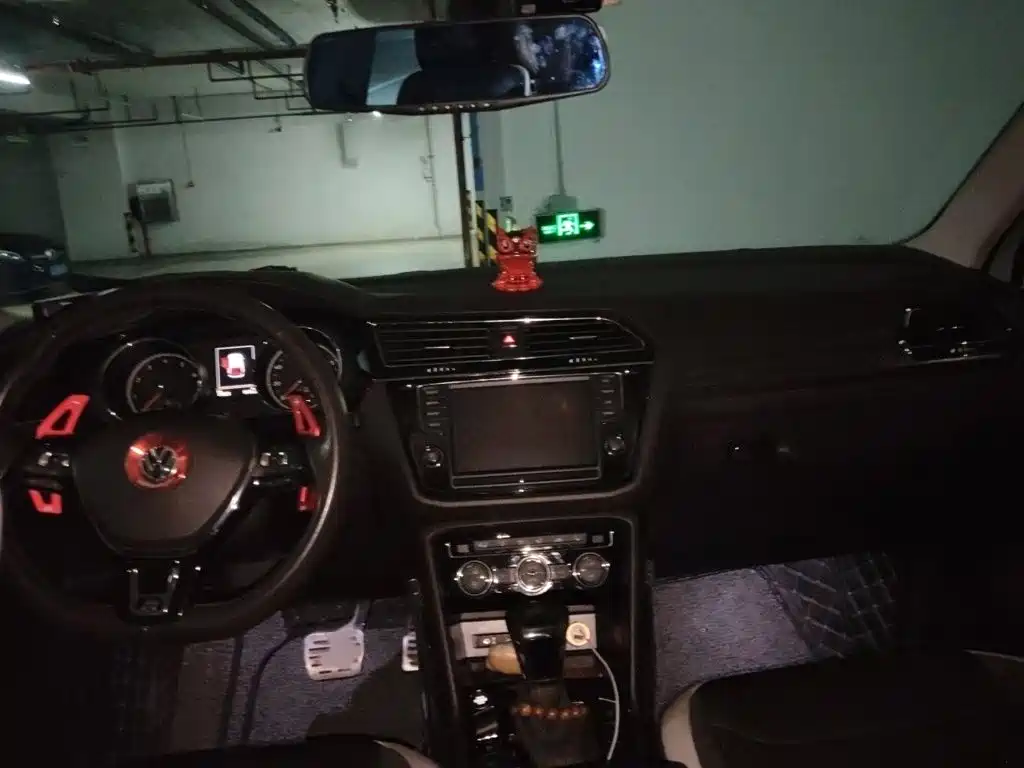 Volkswagen Tiguan L — миниатюра 13