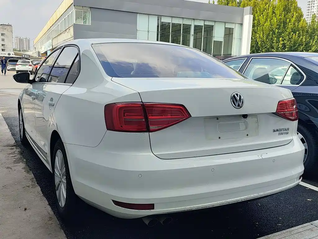 Volkswagen Sagitar — миниатюра 5