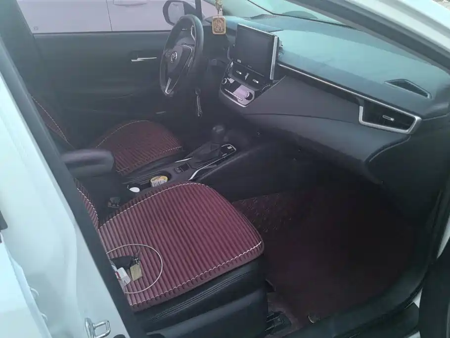 Toyota Corolla — миниатюра 8