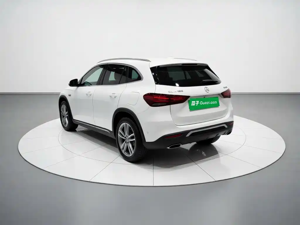 Mercedes-Benz GLA — миниатюра 25