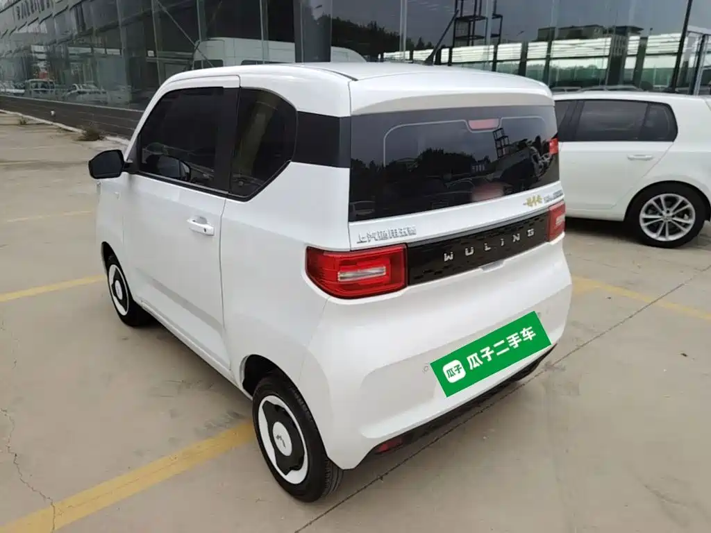Wuling MINIEV — миниатюра 5