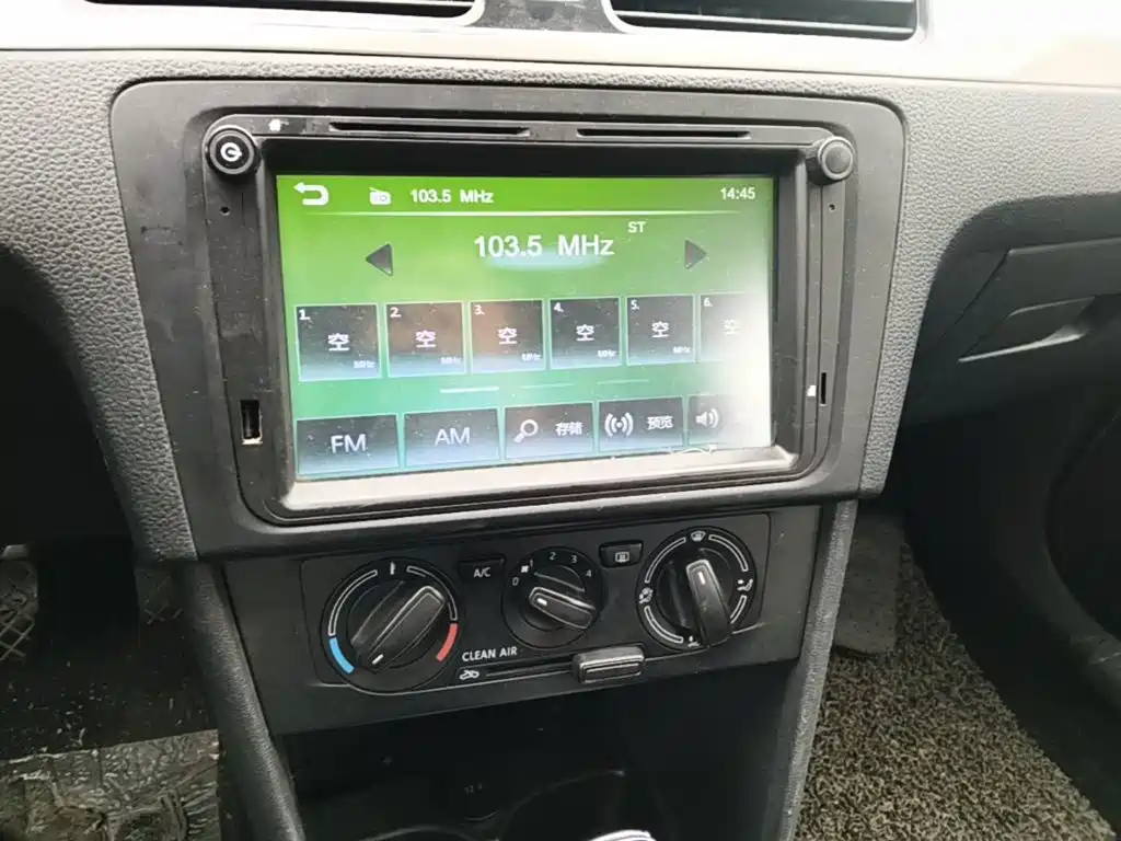 Skoda Rapid Spaceback — миниатюра 18
