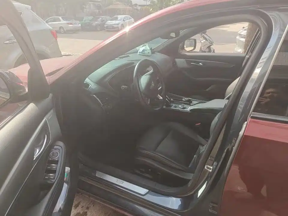 Cadillac CT5 — миниатюра 5