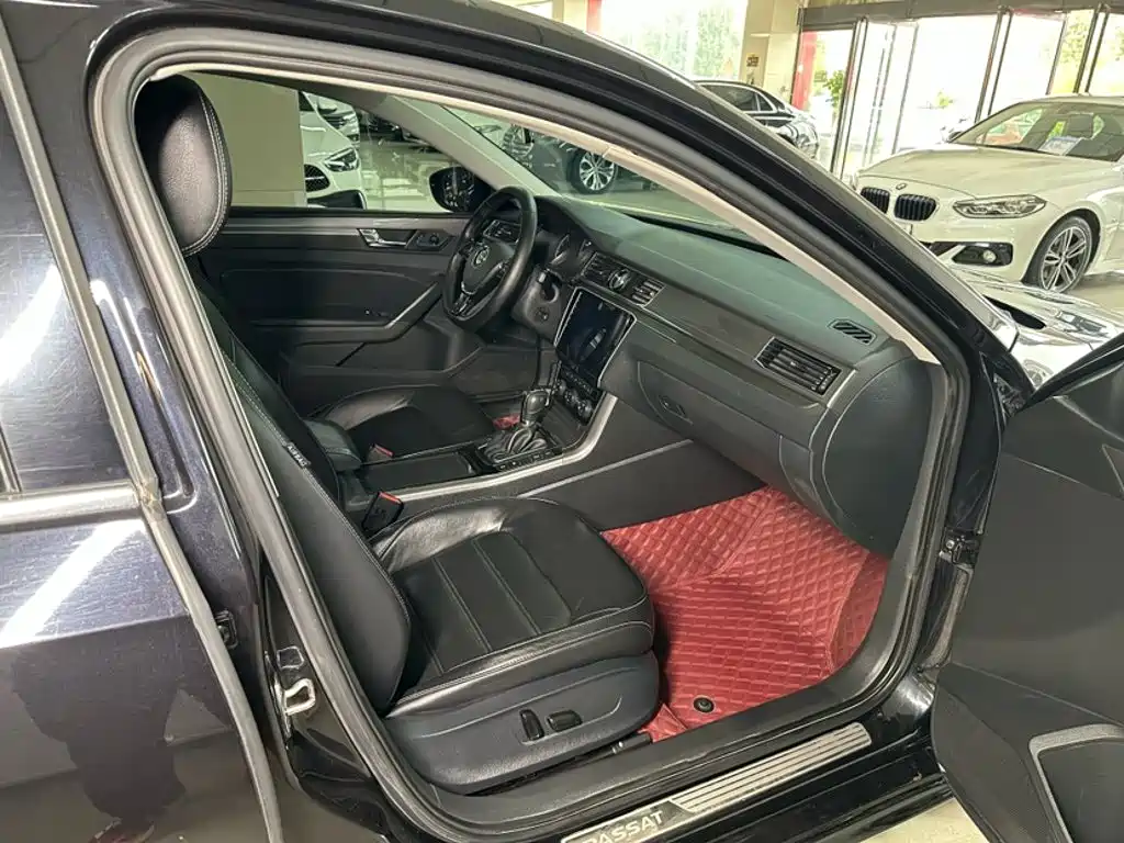 Volkswagen Passat — миниатюра 4