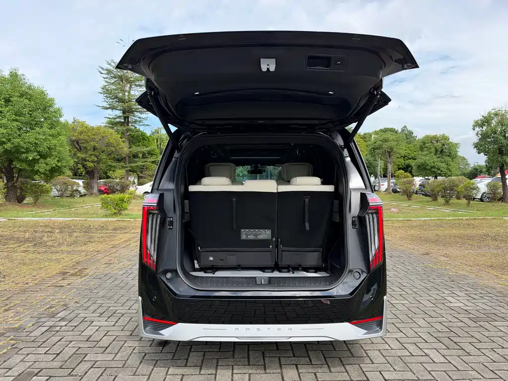 GAC Motor Trumpchi M8 — миниатюра 21
