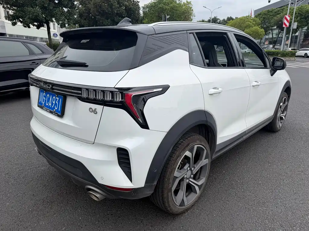 Lynk & Co 06 — миниатюра 6