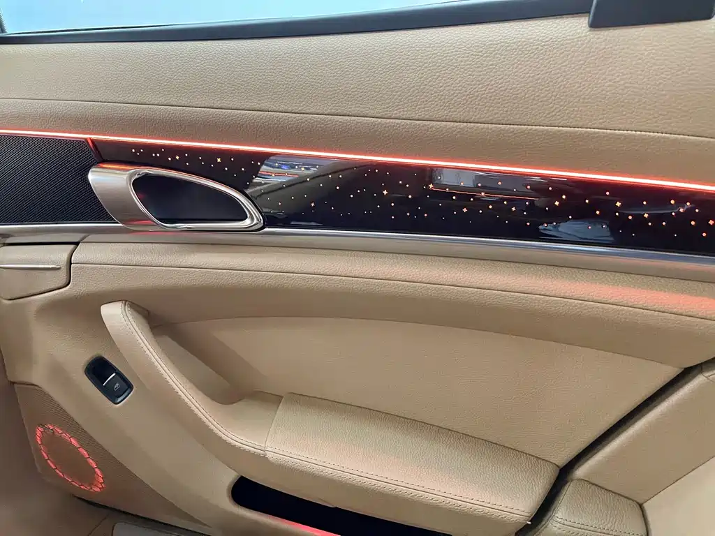 Porsche Panamera — миниатюра 13