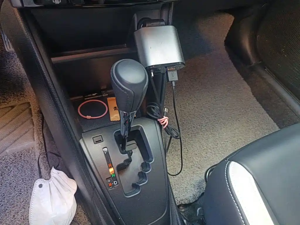 Toyota Yaris L — миниатюра 10