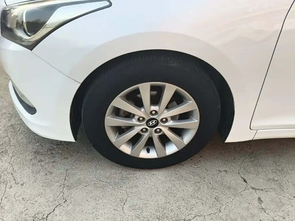 Hyundai Mistra — миниатюра 23
