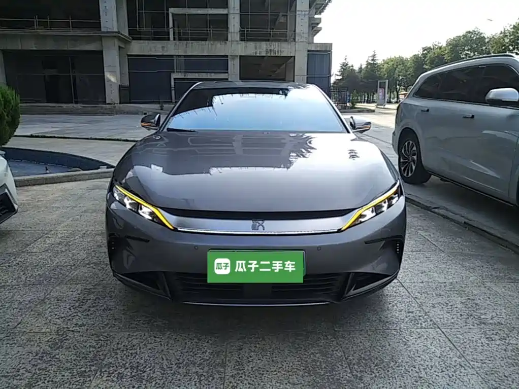 BYD Han — миниатюра 3