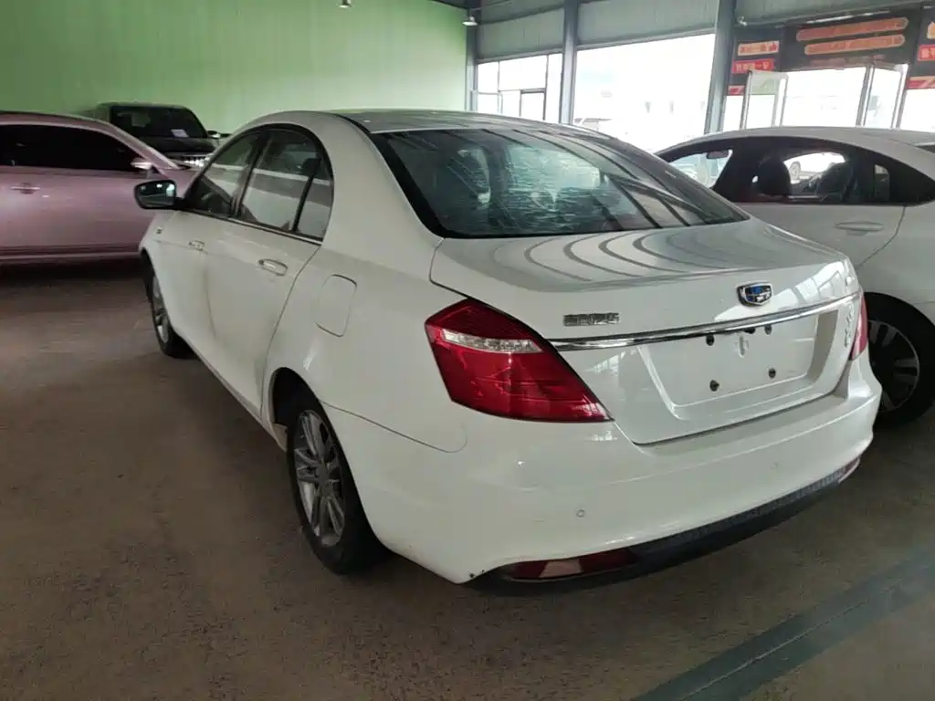 Geely Emgrand — миниатюра 5