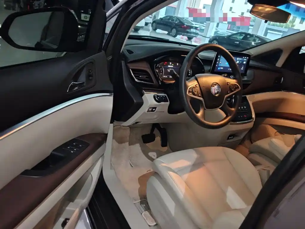 Buick GL8 — миниатюра 16