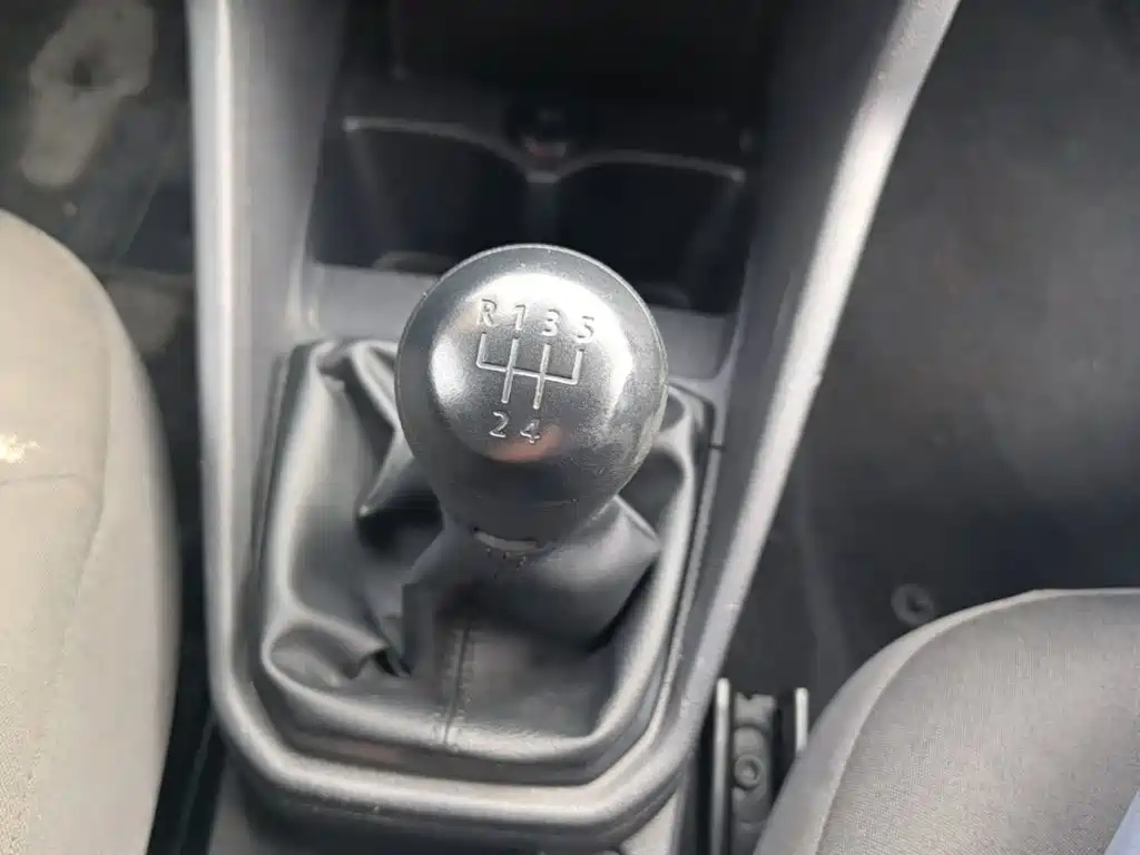 Volkswagen Jetta — миниатюра 14