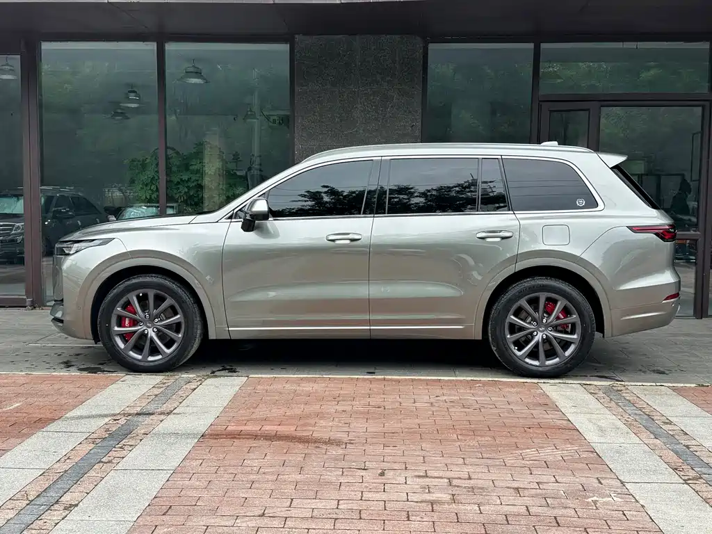 Li Auto Li ONE — миниатюра 5