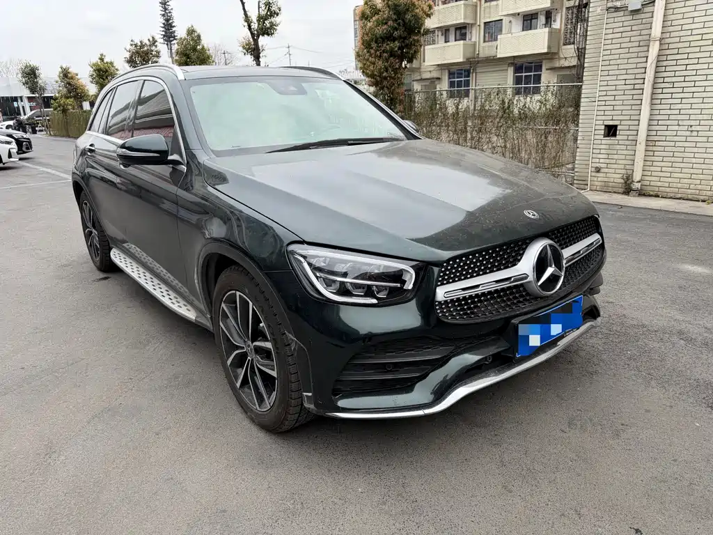 MERCEDES-BENZ GLC