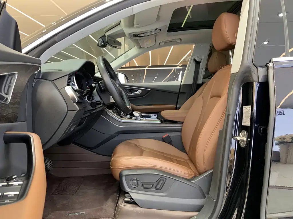 Audi Q8 — миниатюра 8