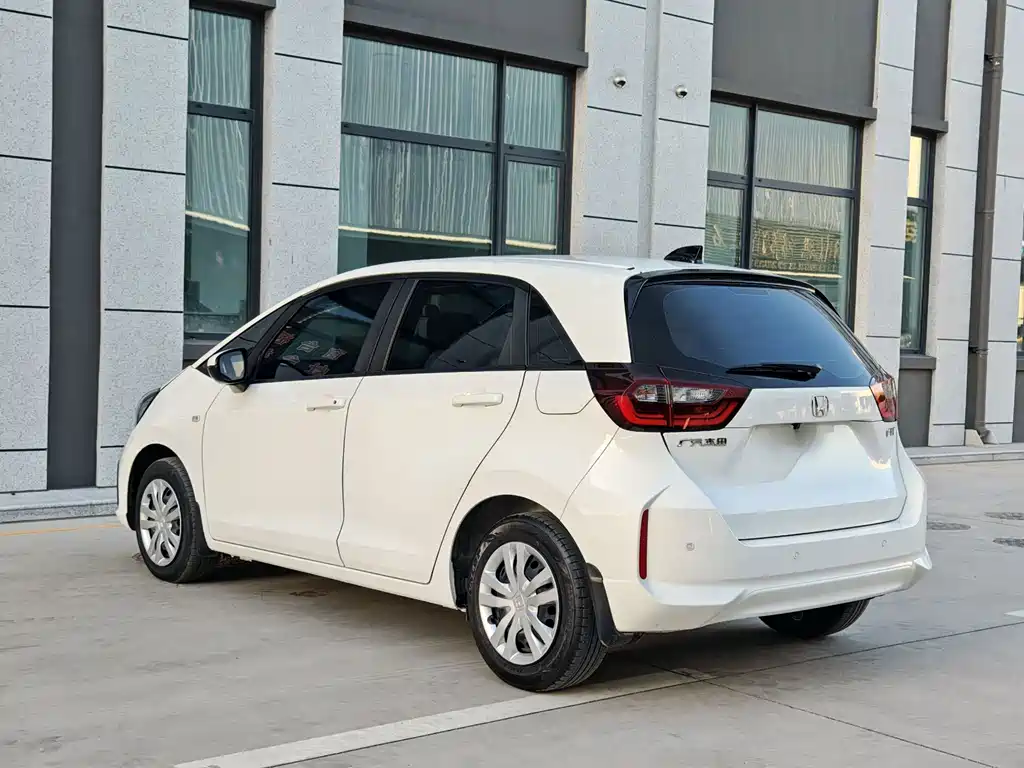 Honda Fit — миниатюра 4