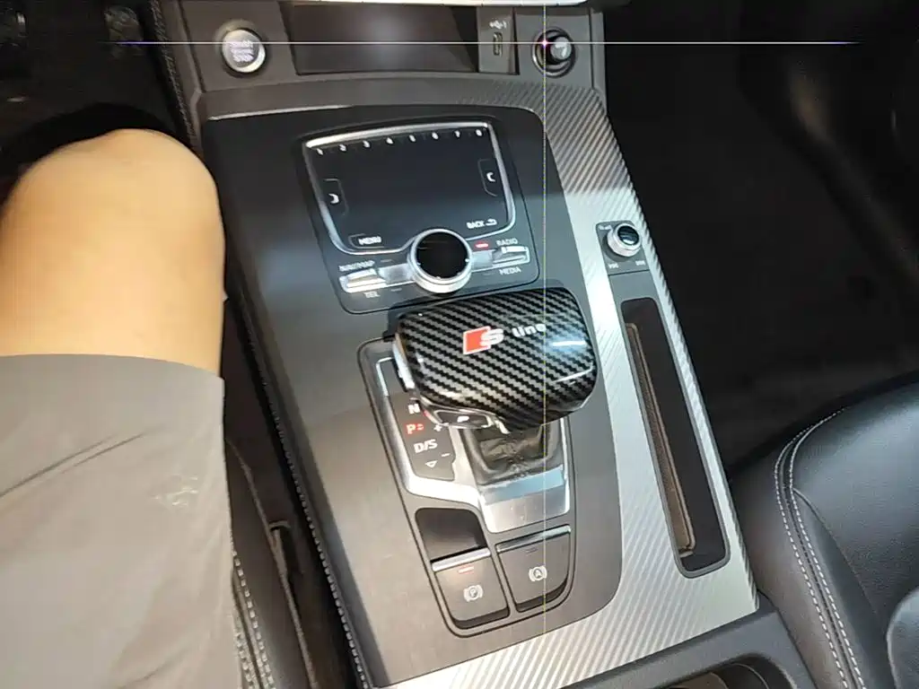 Audi Q5L — миниатюра 14
