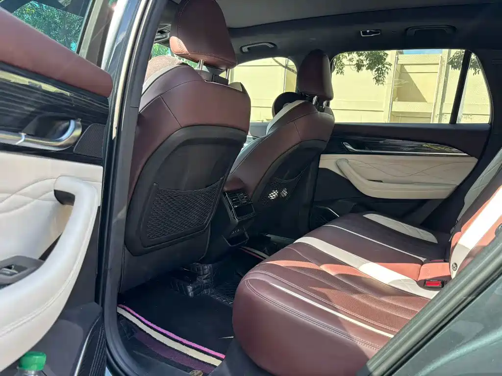 Geely Xingyue L — миниатюра 6
