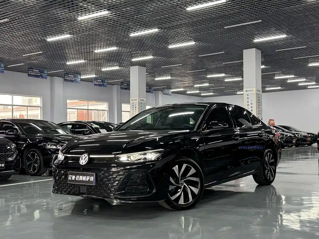 Volkswagen Passat 2025