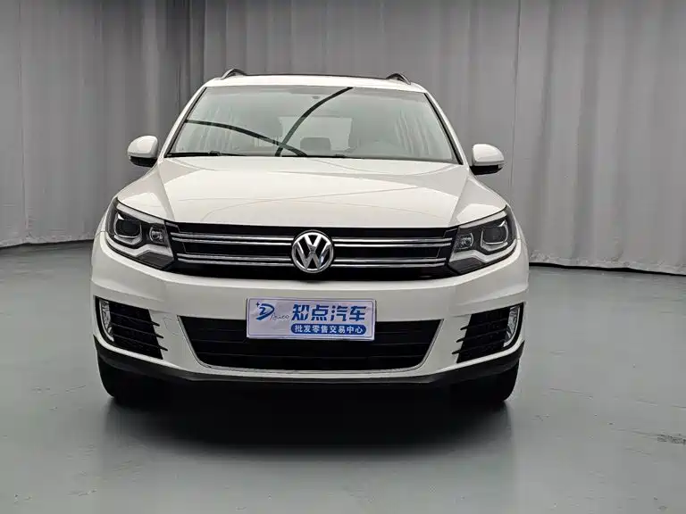Volkswagen Tiguan — миниатюра 2