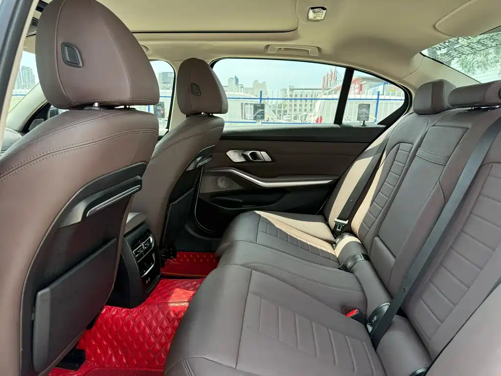 BMW 3 Series — миниатюра 5