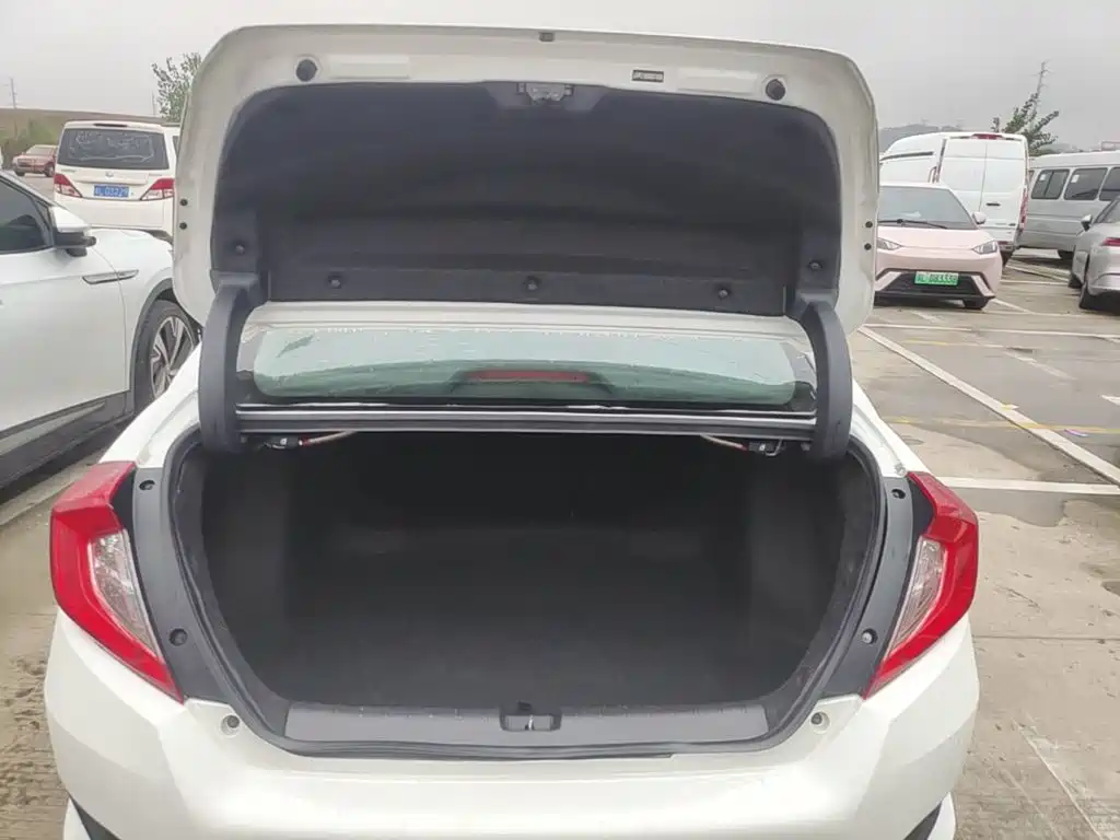 Honda Civic — миниатюра 19